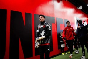 开云娱乐-talkSPORT：巴因迪尔或冬窗离开曼联，贝西克塔斯有意签下他