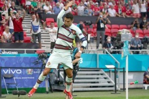 开云娱乐-拉法和格雷罗拯救葡萄牙和C罗 CR7成欧洲杯第一人