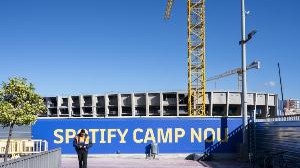 开云娱乐-世体：巴塞罗那市政府批准诺坎普24小时赶工️草皮月底就位！