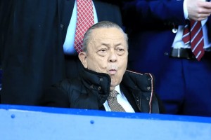 球迷怒了！TA：西汉姆球迷发起抵制行动，抗议俱乐部管理层